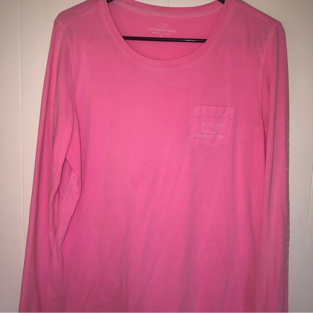 Vineyard Vines Bright Pink Longsleeve Graphic Logo Pocket Tee Women’s Size Large
